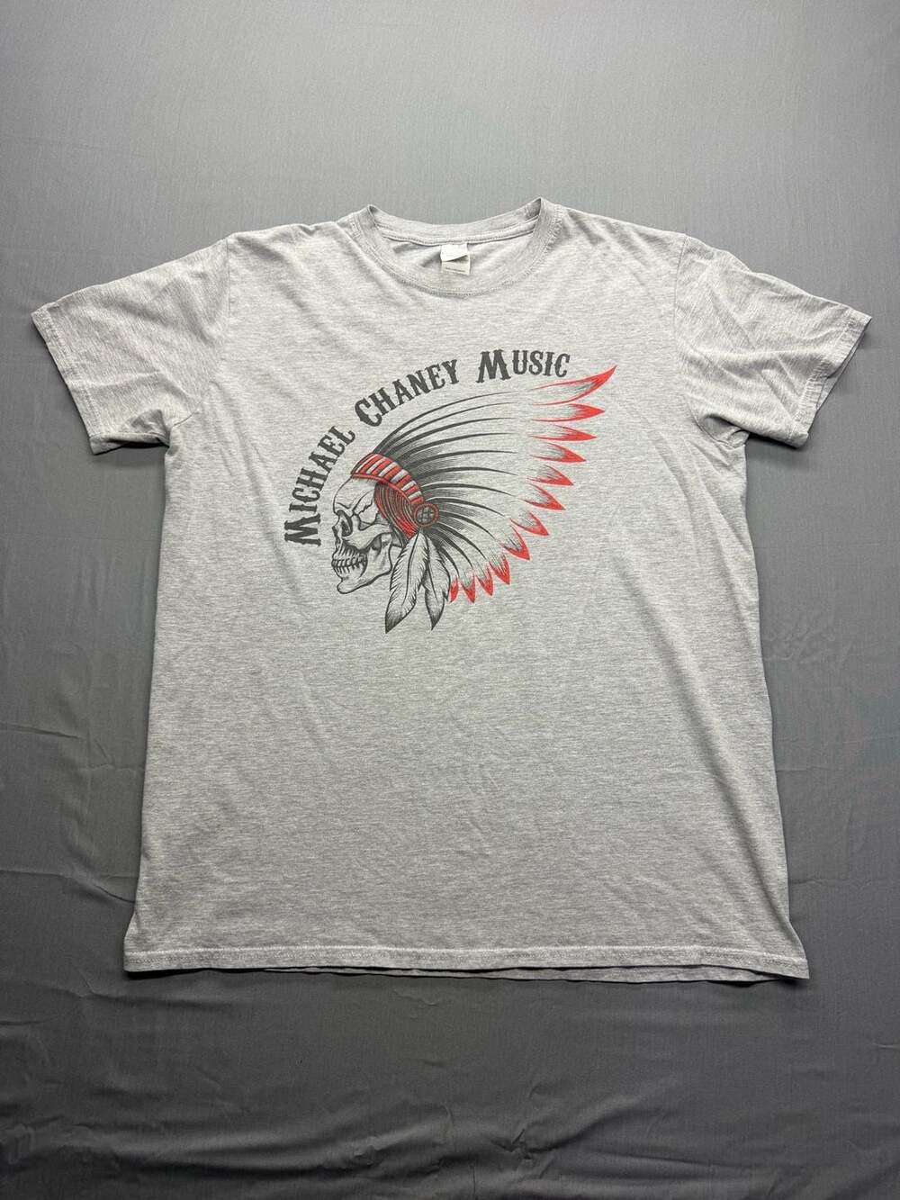 Gildan Michael Chaney Music Native American Skull Headdress T-Shirt Gray Large